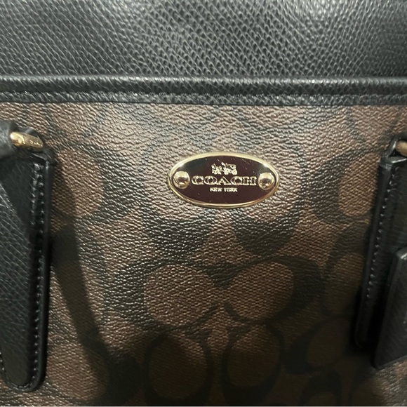 Preloved Coach bag - Picture 2 of 6